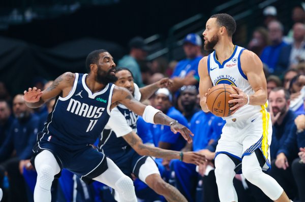 Horry: Curry và Irving mạnh hơn Parker. Nếu ba người này ở trong đội một, tôi sẽ không rời khỏi Parker.