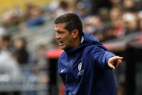 Zivo: Tôi hài lòng với hiệu suất và chiến thắng của Inter Milan, không phải tín dụng của tôi mà là những nỗ lực của người chơi