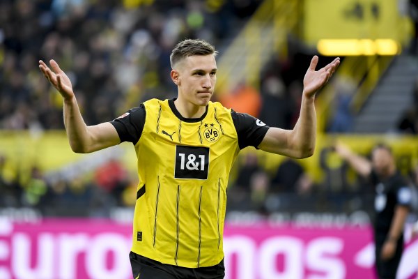 Falk: Bayern quan tâm Schloter