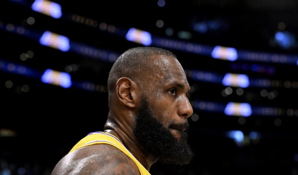 Xứng đáng: Lakers có thể vẫn đang thích nghi với những ngày không có James chuyền bóng. Sức ảnh hưởng của anh ấy quá lớn.