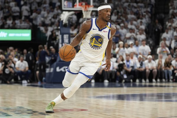 Không cứu được kho vũ khí! Butler đốt hết 20+6+7+3+2!