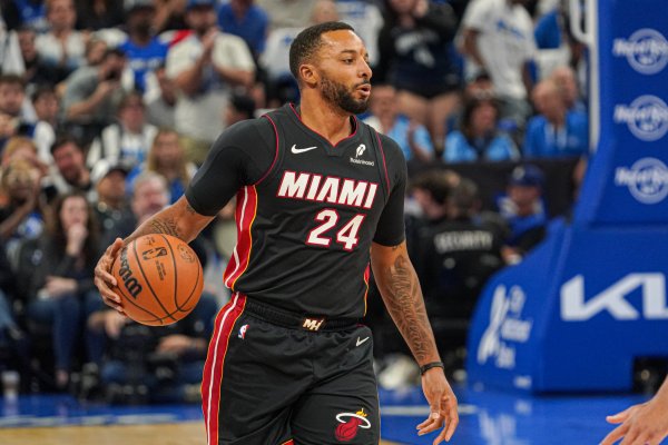 Huskers: Tôi đánh giá cao phong cách chơi của Powell. Là một cựu binh trong đội, anh ấy giúp mọi người dễ dàng hơn.