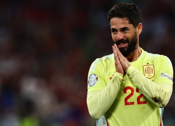 Phim tài liệu ra mắt Isco: Không được chọn vào đội tuyển quốc gia? Có lẽ họ chưa quen với số điện thoại của tôi