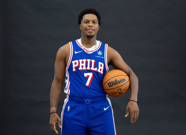 Bị dẫn trước 40 điểm, trận đấu